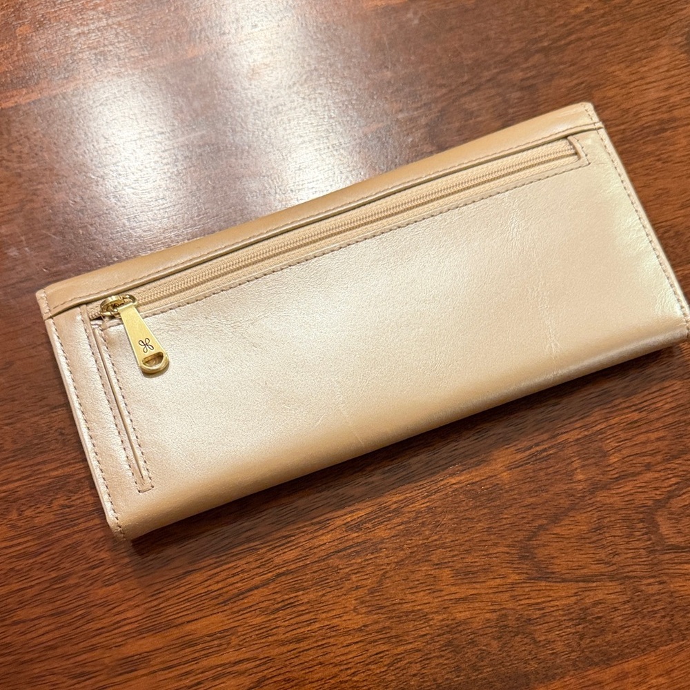 HOBO Gold Metallic Trifold Clutch/Wallet - Picture 4 of 17